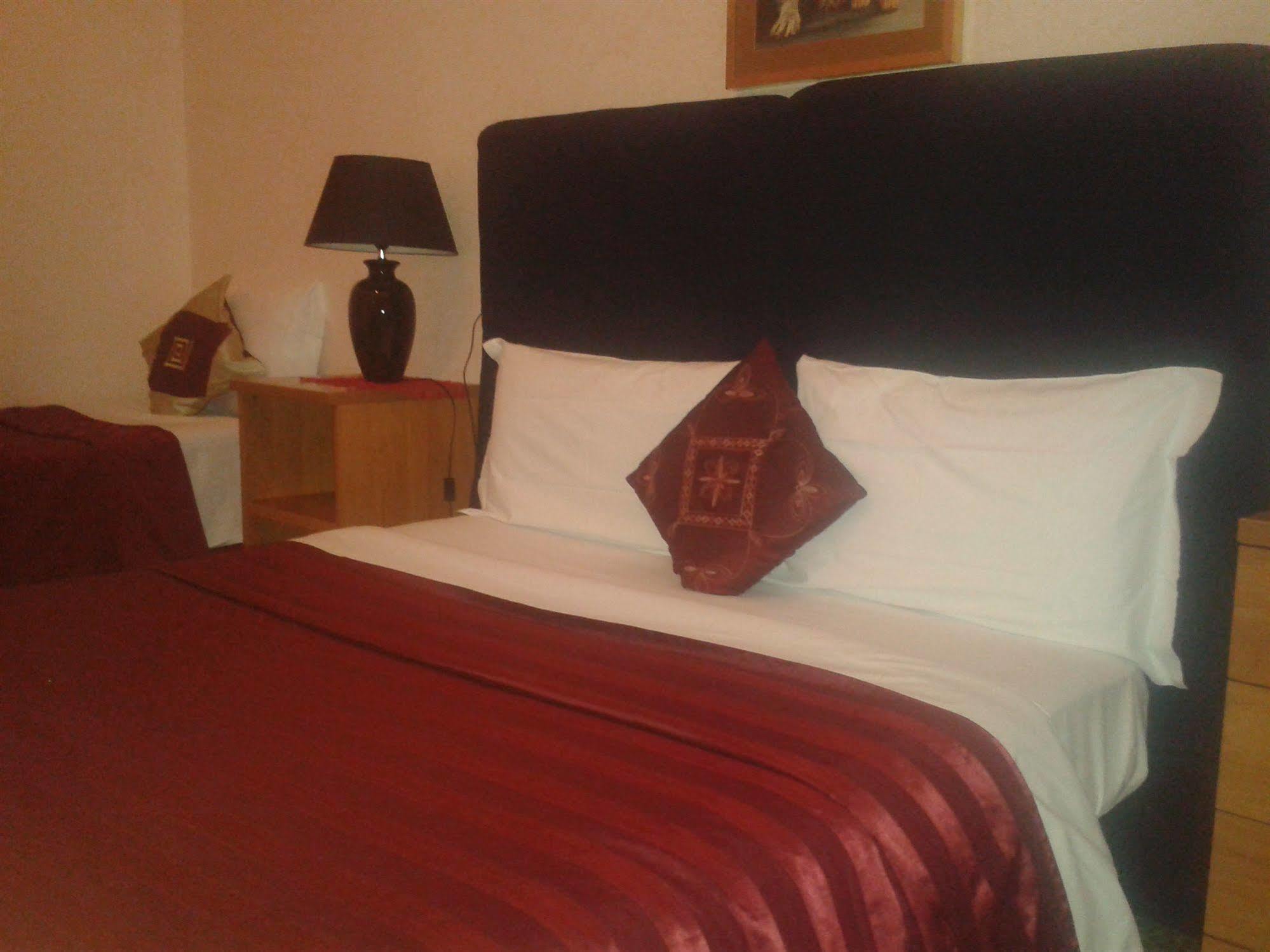 Belhorizon Guest House ローマ エクステリア 写真